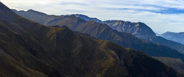 Національний Парк Tzoumerka Перістері Arachthos Ущелини Має Багато Різноманітні Ареалів — стокове фото