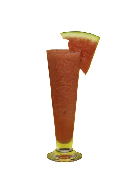 Gezonde watermeloen smoothie in glas met watermeloen geïsoleerd op — Stockfoto
