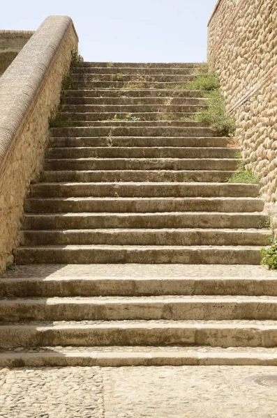 グラナダ アンダルシア スペインのマラガ県の都市の石階段 — ストック写真