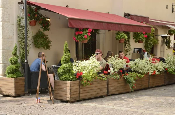 Krakau Polen Juli 2018 Menschen Einem Restaurant Der Altstadt Von — Stockfoto