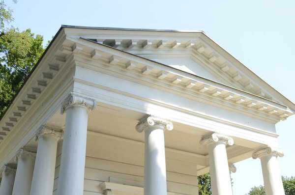 Храм Дианы в парке в Варшаве, Польша
.