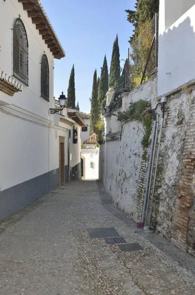 Narrow Alley Medieval Moorish District Albaicin Granada Andalusia Spain — Stock Photo, Image