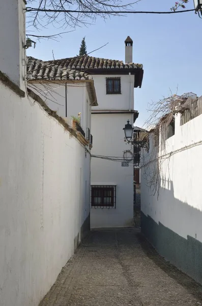 Bílé Ulice Čtvrti Albaicin Granada Andalusie Španělsko — Stock fotografie
