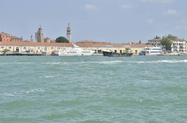 Veneza Itália Agosto 2014 Barcos Porto Veneza Itália — Fotografia de Stock