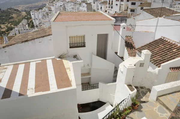 Weiße Häuser in casares — Stockfoto