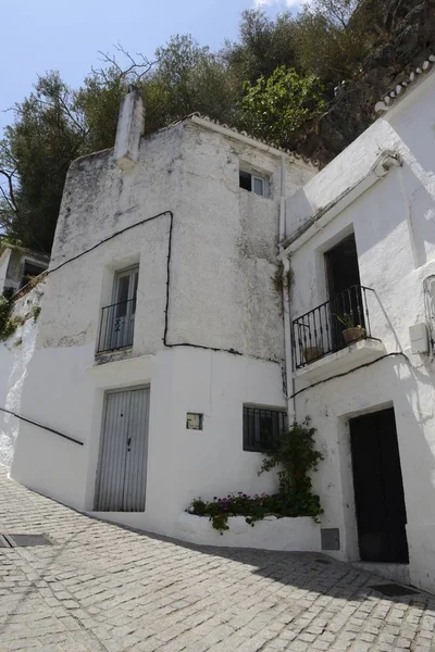Старые традиционные андалузские дома — стоковое фото