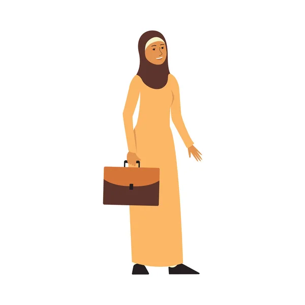 Muslimische Geschäftsfrau in gelbem Hijab und Kleid, Zeichentrickfigur arabische Geschäftsfrau mit Koffer stehend und lächelnd — Stockvektor