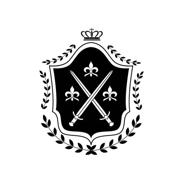 Insignia de escudo real con símbolo de corona decorado con espadas cruzadas — Vector de stock