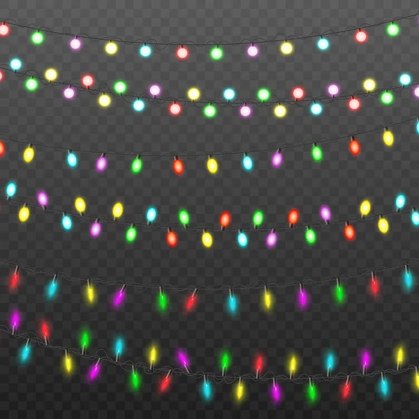 Coloridas luces de hadas de Navidad realistas establecidas aisladas sobre fondo transparente — Vector de stock