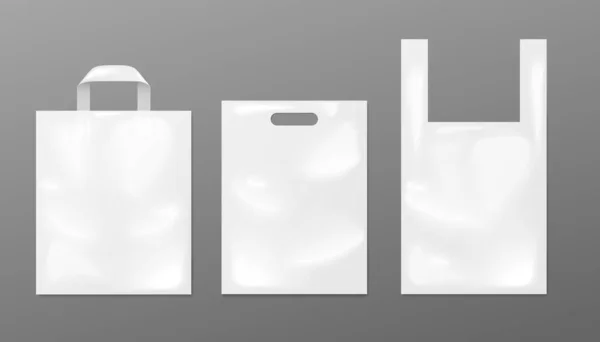 Juego de maquetas de bolsa de plástico blanco - diferentes formas de embalaje brillante realista — Vector de stock