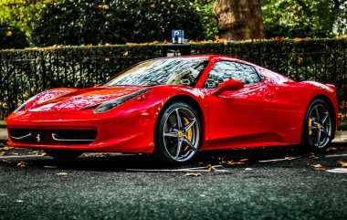 Modern, lüks Ferrari 458 süper araba