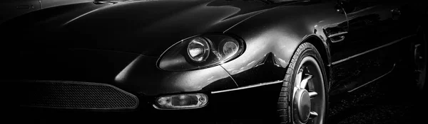ไฟหน าของรถสปอร Aston Martin Db7 — ภาพถ่ายสต็อก