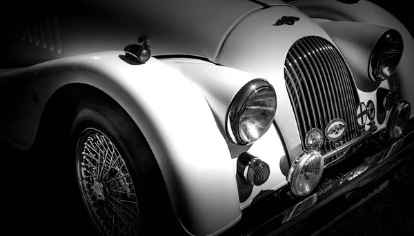 Lumière Avant Voiture Sport Morgan Classique — Photo