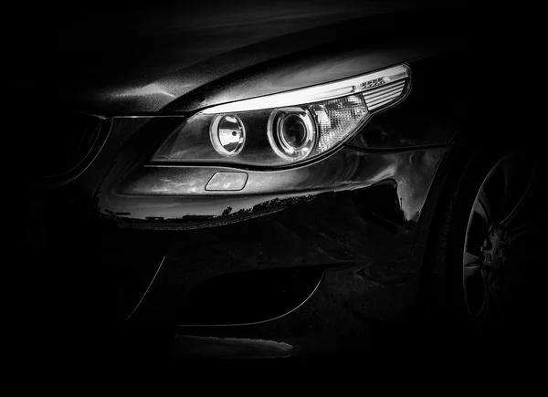 Konik Bir Bmw E60 Spor Araba Işık — Stok fotoğraf