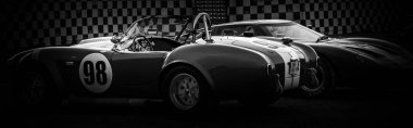 Yarış araba Ac Cobra ve Ford Gt40 silüeti.