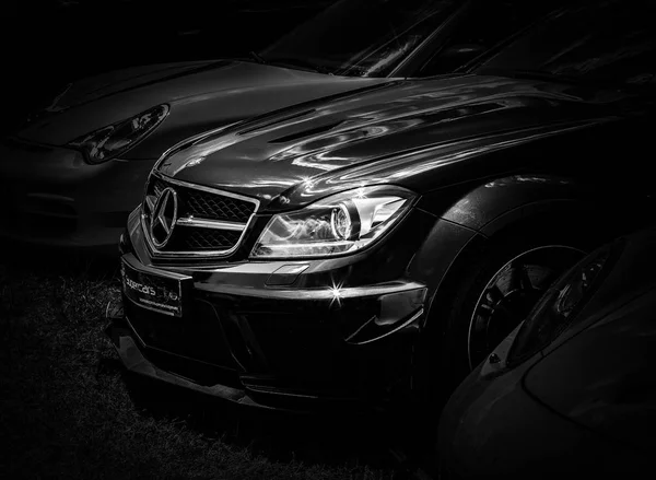 Przodu Nowoczesny Mercedes Benz C63 Amg Czarna Seria — Zdjęcie stockowe