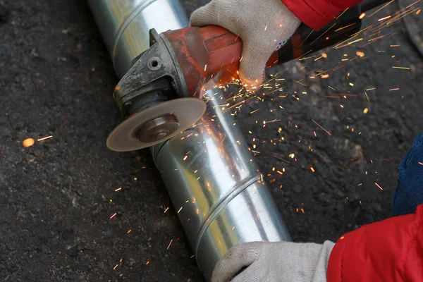 Metal sparks ile Zimpara açısal keser