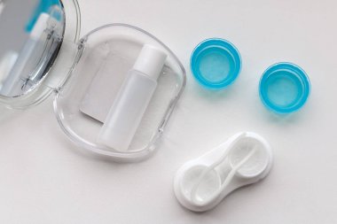 Kontakt lensler depolamak için bir veri kümesi