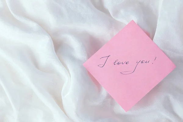 Pink Sheet Paper Words Love You White Crump — Stock Photo, Image