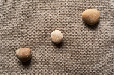 Taşlar bir çul arka plan hakkında