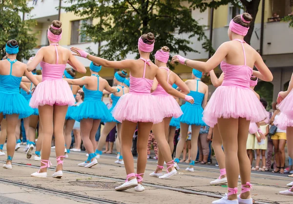 Guapas Bailarinas Disfrazadas Carnaval — Foto de Stock
