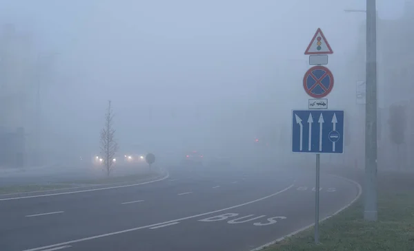 Brouillard Dans Ville Photo Tonique Bleue — Photo