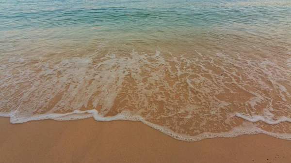 Tenger Hullámai Érintő Homokos Strand — Stock Fotó