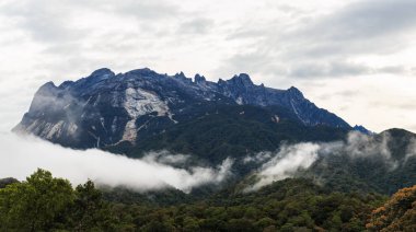 Mount Kinabalu, Sabah, Borneo en büyük şaşırtıcı