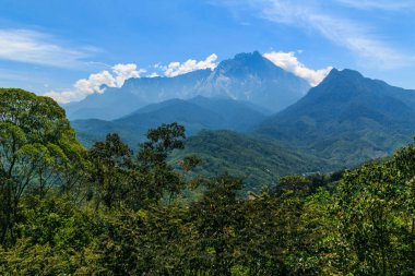 Mount Kinabalu, Sabah, Borneo en büyük 