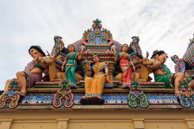 Heykel, Mimarlık ve semboller, Singapore, Sri Mariamman Tapınağı, Singapur Hindu Tapınağı olan en eski bir Hindu Tapınağı. 