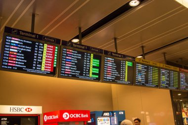 Singapur, 27 Aralık 2016: Büyük ve tam ayrıntılarını Changi Uluslararası Havalimanı terminal, Singapur Uluslararası uçuşlar bilgi yönetim kurulu