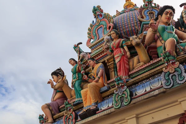 Rzeźbę Architekturę Symbole Hinduistycznej Świątyni Singapurze Świątynia Sri Mariamman Singapur — Zdjęcie stockowe