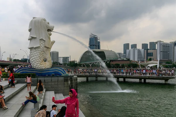 Сінгапур Грудня 2016 Мерліон Фонтан Сінгапура Вранці Мерліон Уявним Істота — стокове фото