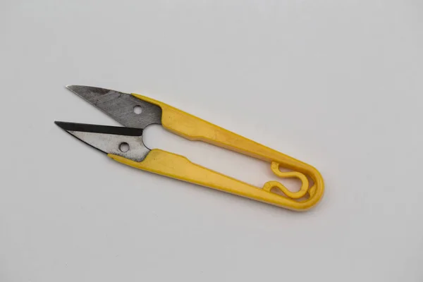 Small Yellow Tailor Scissors Isolated Whtie — Stock Photo, Image