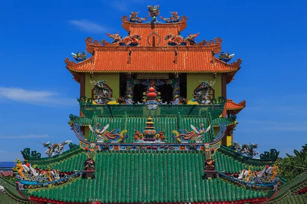 Prachtige Chinese Tempel Met Rode Lantaarn Opknoping Klaar Voor Chinees — Stockfoto
