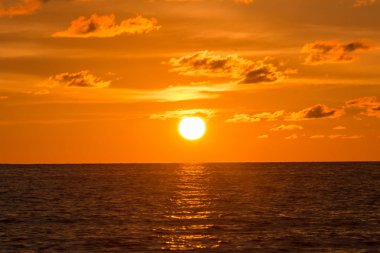 Ufuk görüntü açısı an aşağı günbatımı güneş Plajı'nda