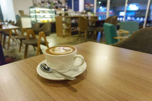 Cappuccino Oder Latte Art Tasse Mit Herzförmiger Oberfläche Ansicht Von — Stockfoto