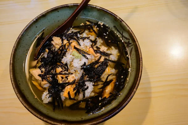 Местный Традиционный Японский Рис Мясом Другими Ингредиентами — стоковое фото