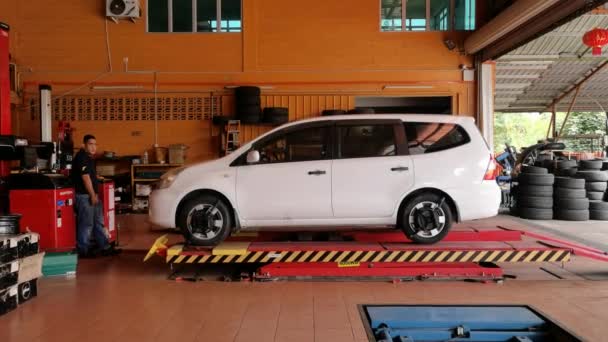 Kota Kinabalu Sabah Malaysia March 2019 Πλάνα Οικογενειακού Αυτοκινήτου Συνεργείο — Αρχείο Βίντεο