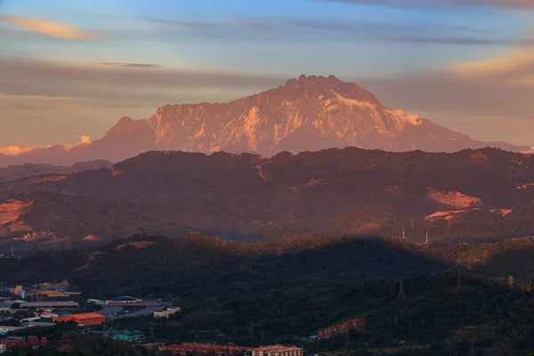 Erstaunlicher Blick Auf Den Mount Kinabalu Mit Wunderschönem Sonnenuntergang Und — Stockfoto