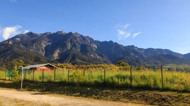 Kinabalu Dağı görünümü Hayal Dünyası Tatil Köyü, Kundasang, Sabah, Borneo-Seyahat Konsepti
