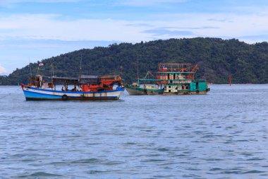 Kota Kinabalu, Sabah, Malezya - 10 Temmuz 2017: Kota Kinabalu, Sabah, Malezya 'da balıkçı teknesi