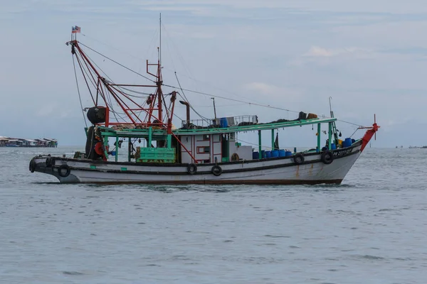 Kota Kinabalu Sabah Malaisie Juillet 2017 Bateau Pêcheur Kota Kinabalu — Photo