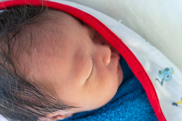 Ασία Κινέζικο Νεογέννητο Μωρό Κοιμάται Χαριτωμένο Μωρό Κοιμάται — Φωτογραφία Αρχείου