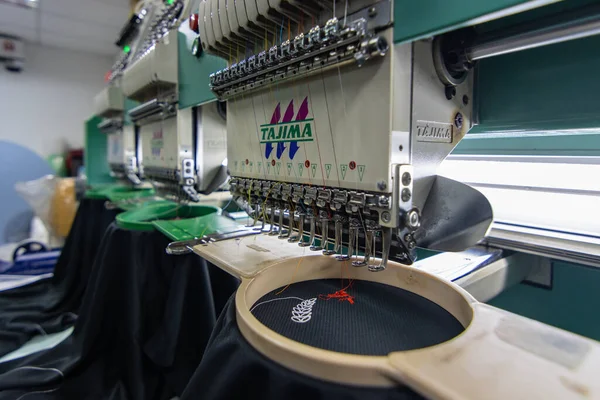 Kota Kinabalu Sabah Malajsie Března 2019 Jehla Vyšívacího Stroje Textilním — Stock fotografie