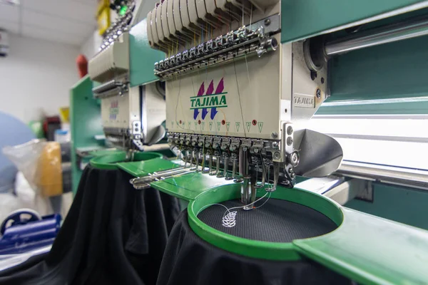 Kota Kinabalu Sabah Malaysia March 2019 Textilipari Hímzőgéptű Ruházati Gyártóknál — Stock Fotó