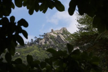 Moors (Castelo dos Mouros) - kale Ortaçağ Kalesi Sintra içinde bulunan