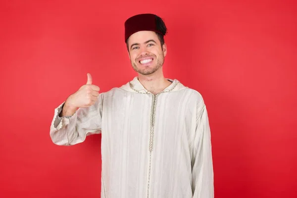 Handsome Young Man Wearing Traditional Turkish Hat Fez Thumb Gesture — Stock Photo, Image