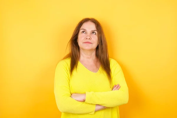 Photo Cheerful Positive Cute Pretty Nice Woman Looking Aside Empty — Stock Photo, Image