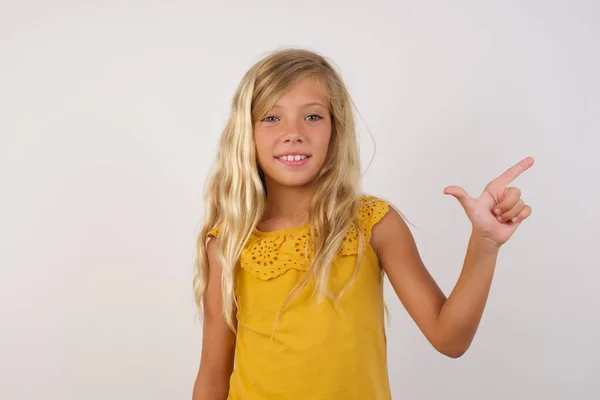 Cute Little Girl Pointing Fingers Number Eight Chinese Sign Language — Stock Photo, Image